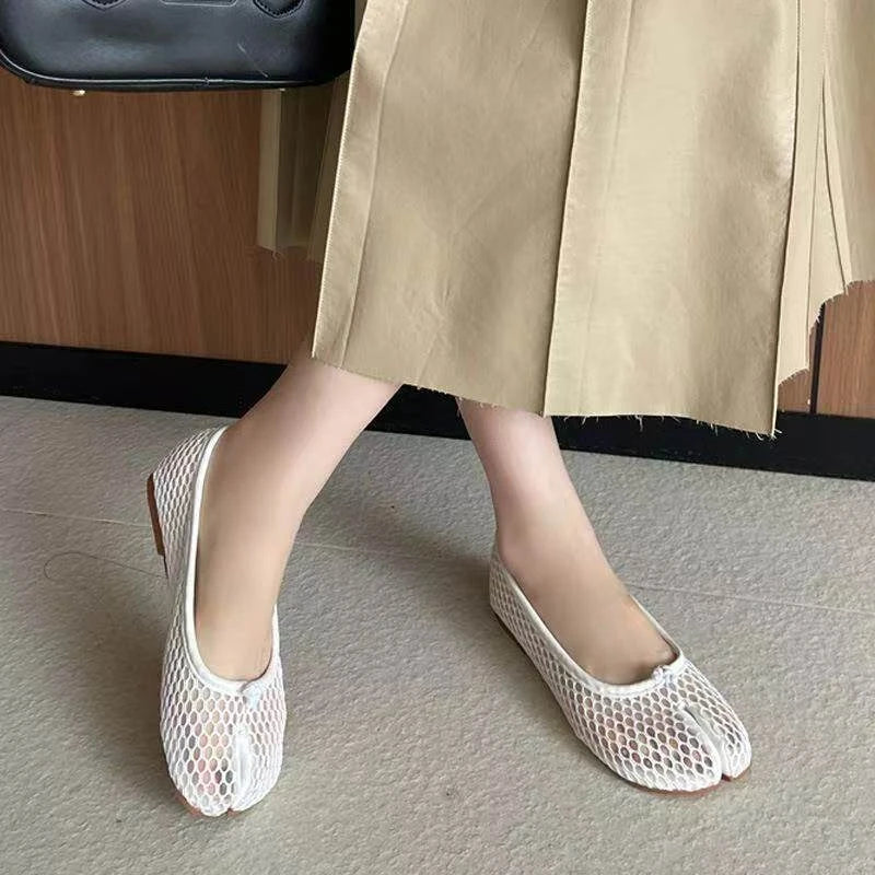 Women Mesh Tabi Split Toe Ballet Flats Summer Breathable Hollow Out Slip On Loafers Casual Comfortable Flat Shoes Zapatos Mujer