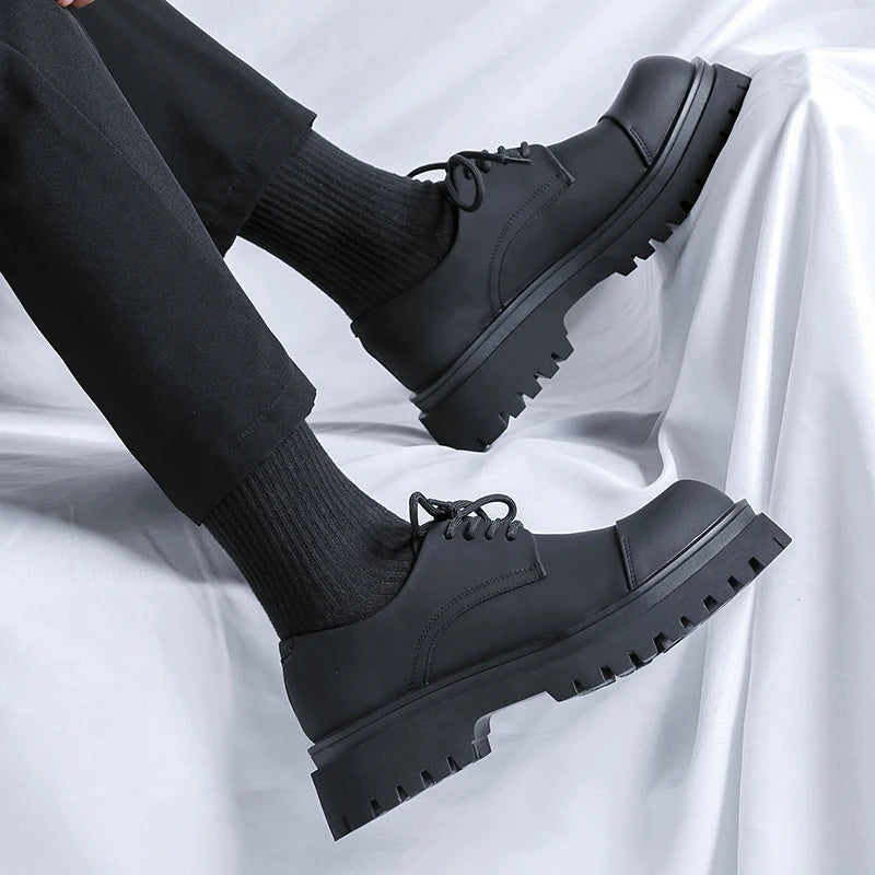 New Shoes Thick Sole Japan Korean Streetwear Casual Leather Shoes For Man Business Fashion Vintage Hipster Wedding Leather Shoe