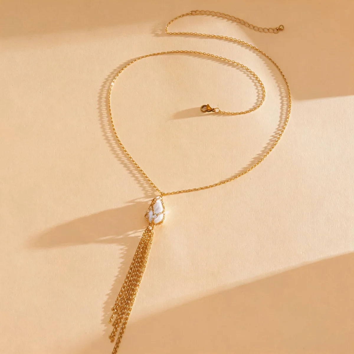 DOO MEI Baroque Pearl Pendnat Necklaces Multi-layer Long Chains Necklace Minimalist Imitation Pearl Tassel Necklace Punk Jewelry