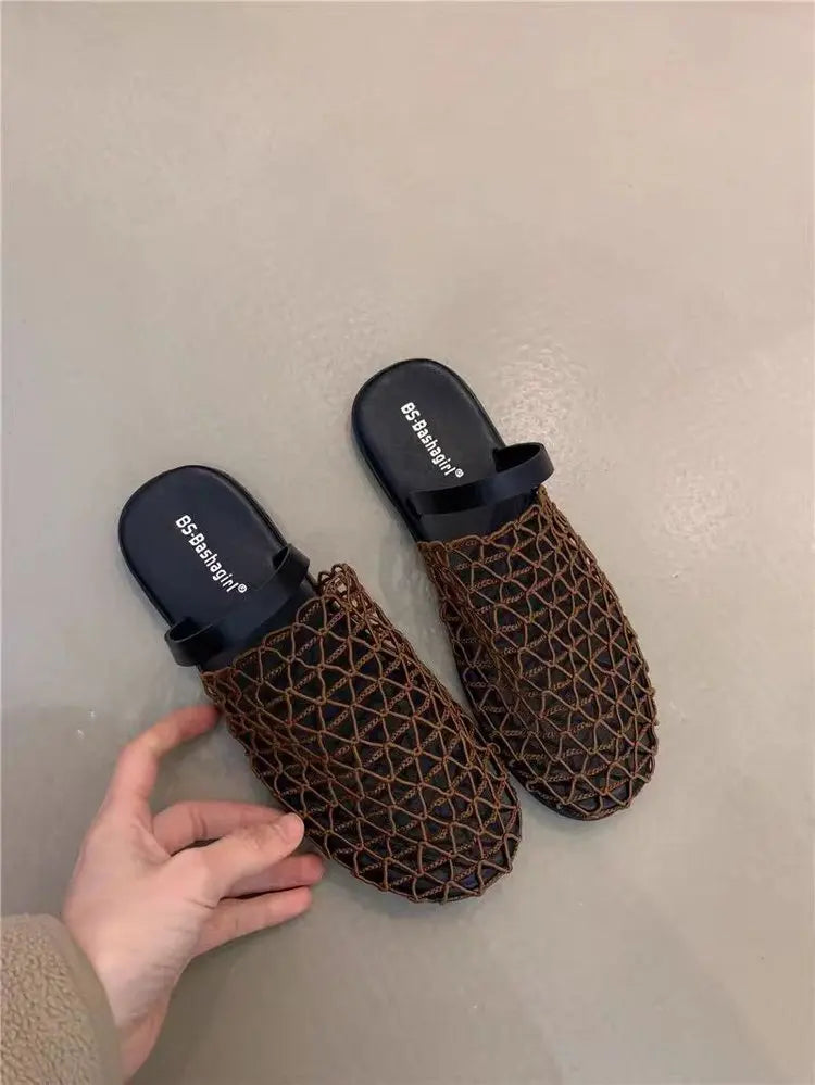 Woven Mesh Flat Slippers for Women Lightweight Breathable Open Toe Casual Sandals Black Trim Mule Shoes Summer Beach Walking