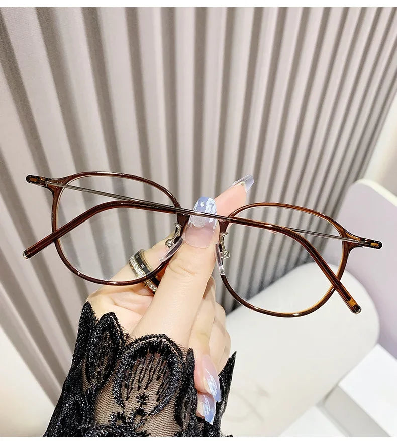 Reading glasseAnti Blue Light Round Frame Presbyopia Glasses Retro Circular Reading Glasses Ultra Light Unisex Far Sight Glasses