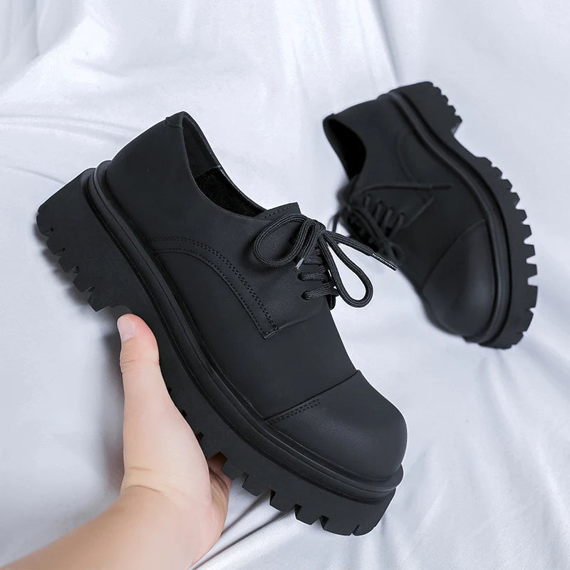 New Shoes Thick Sole Japan Korean Streetwear Casual Leather Shoes For Man Business Fashion Vintage Hipster Wedding Leather Shoe