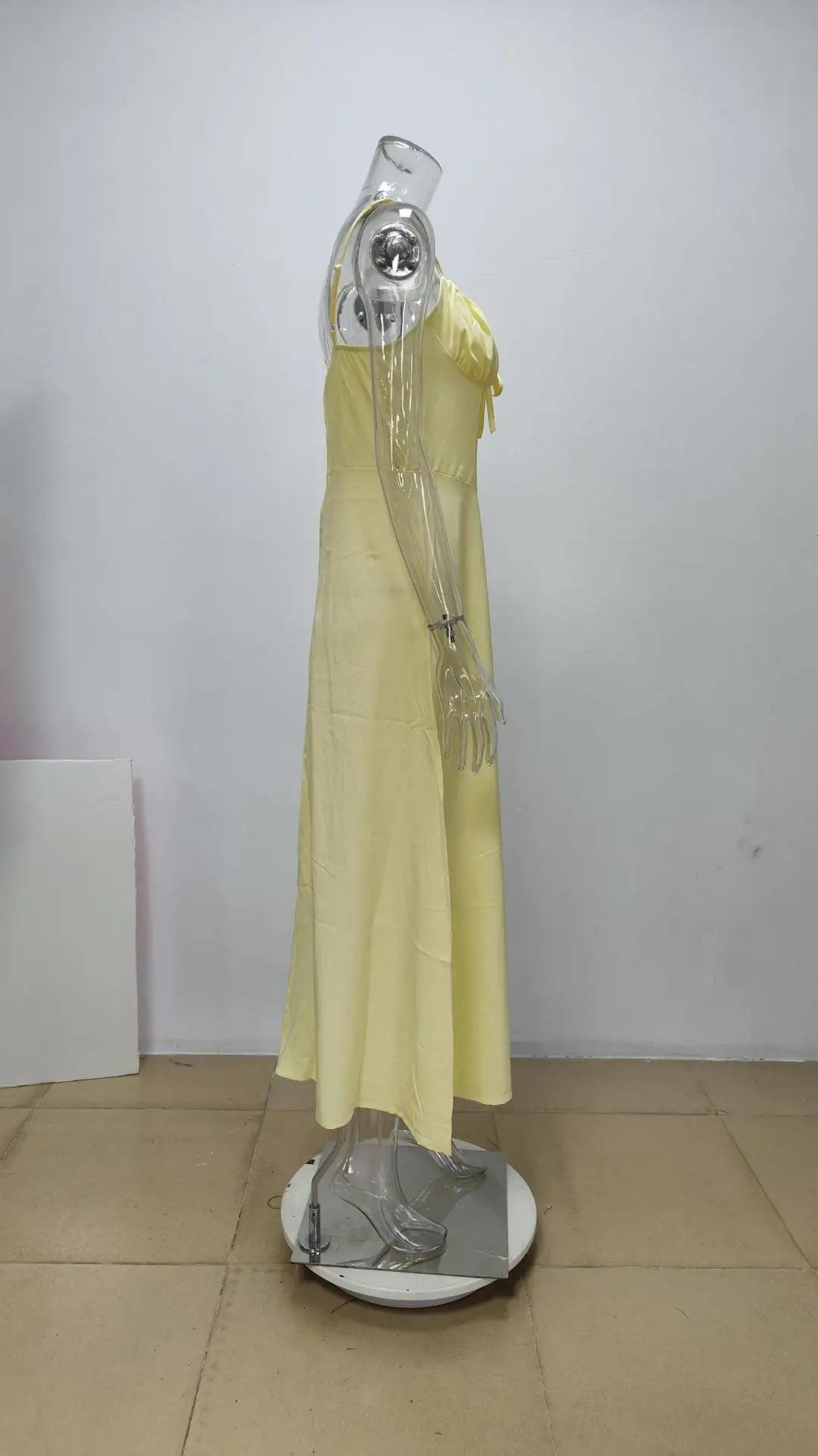Elegant Strappy Sexy Backless Maxi Dress Women's Summer Fashion Solid Round Neck Pleated Waist Slim Evening Dress Long Dresses