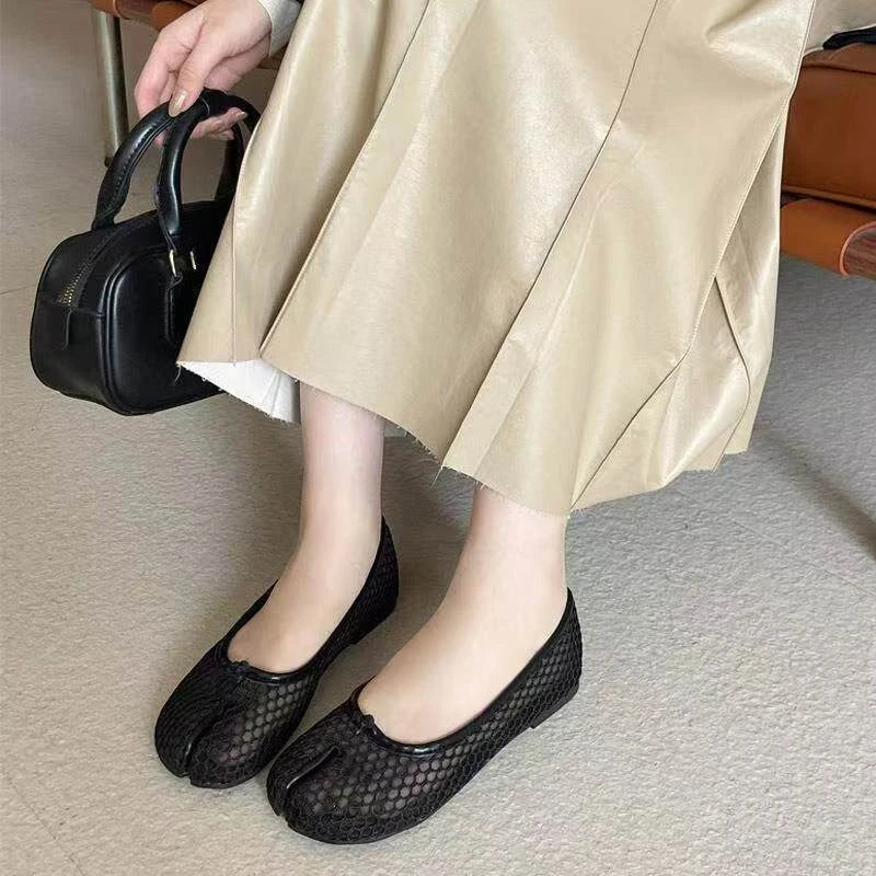 Women Mesh Tabi Split Toe Ballet Flats Summer Breathable Hollow Out Slip On Loafers Casual Comfortable Flat Shoes Zapatos Mujer