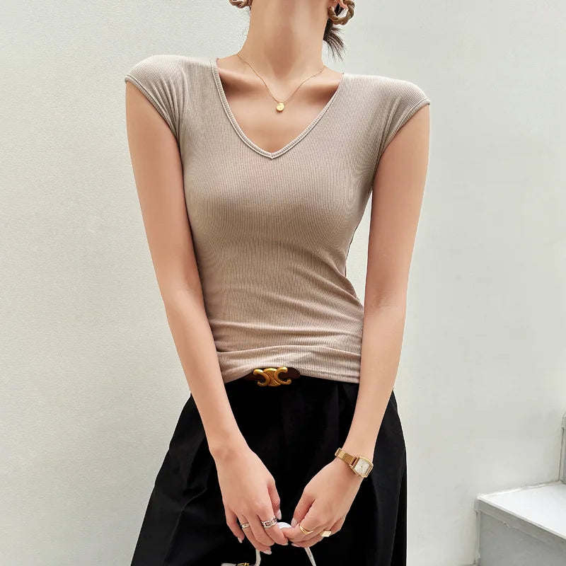 T-shirt for Women 2025 Summer New V-neck Front Shoulder Slim Fit Slim and Hiding Secondary Breast Basic Temperament Top
