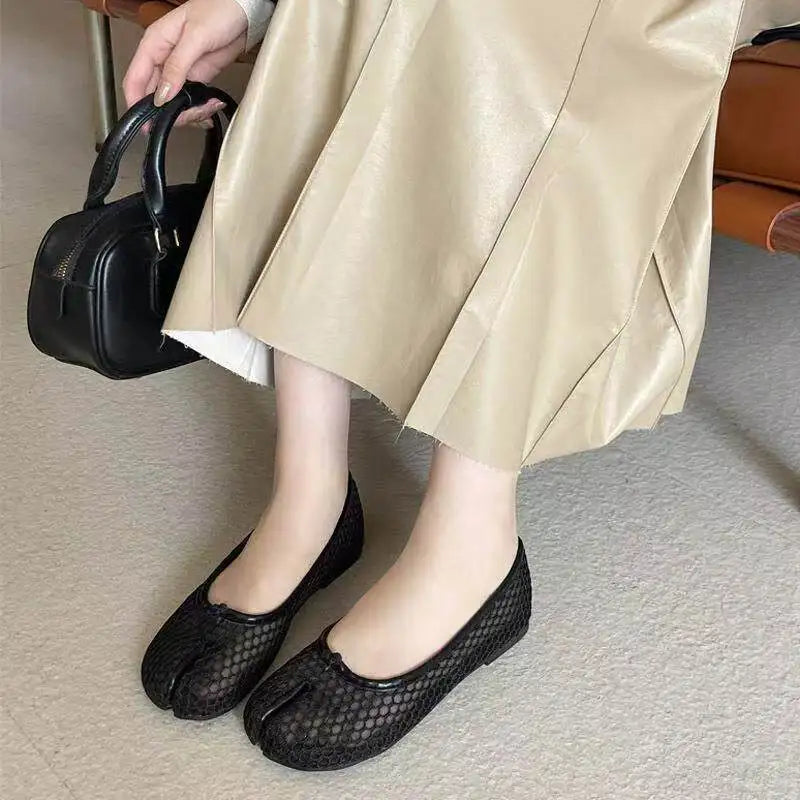 Women Mesh Tabi Split Toe Ballet Flats Summer Breathable Hollow Out Slip On Loafers Casual Comfortable Flat Shoes Zapatos Mujer